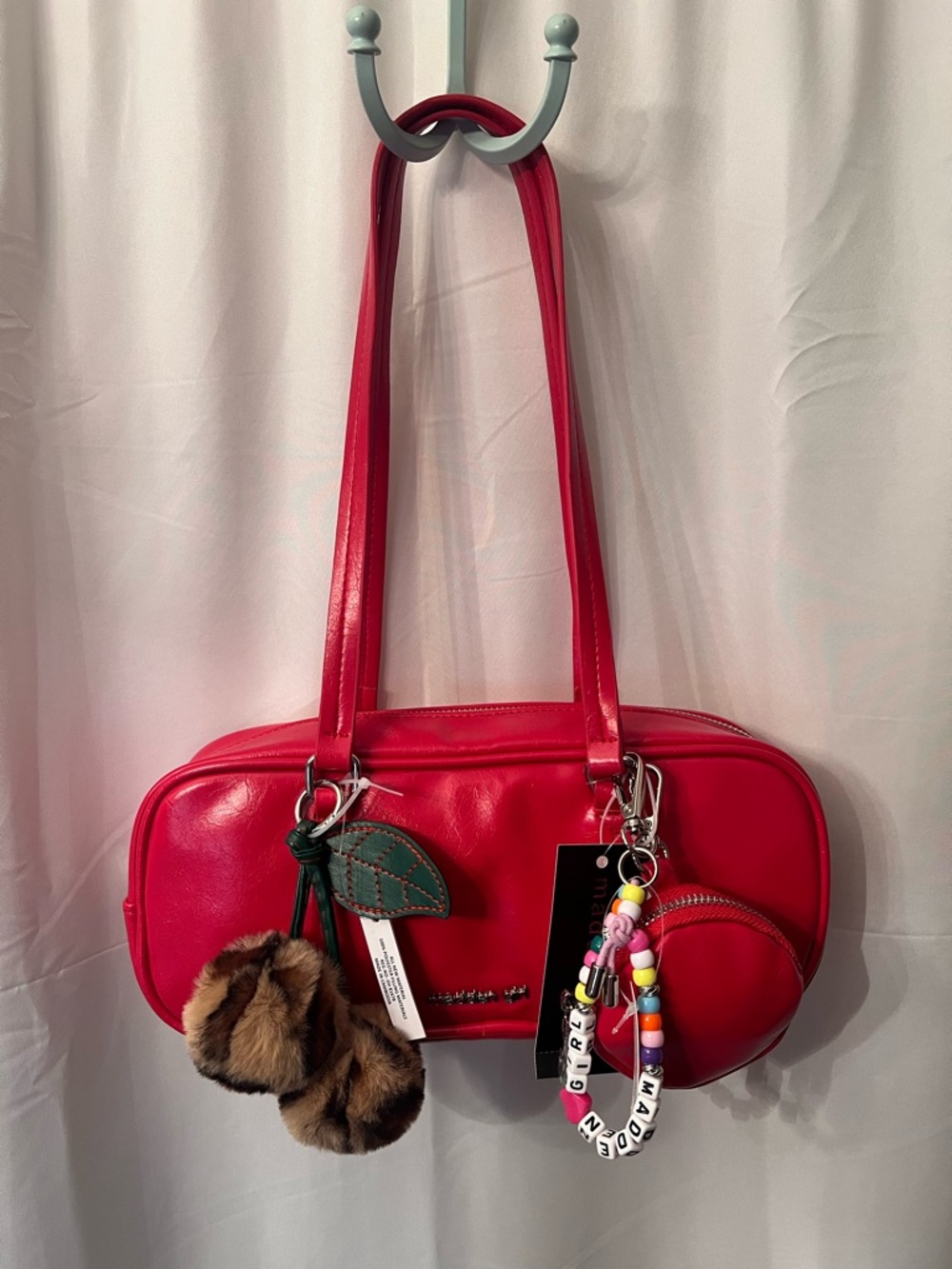 ❤️Price Drop❤️Madden Girl Red Shoulder Bag with Charm Accents - Picture 4 of 12